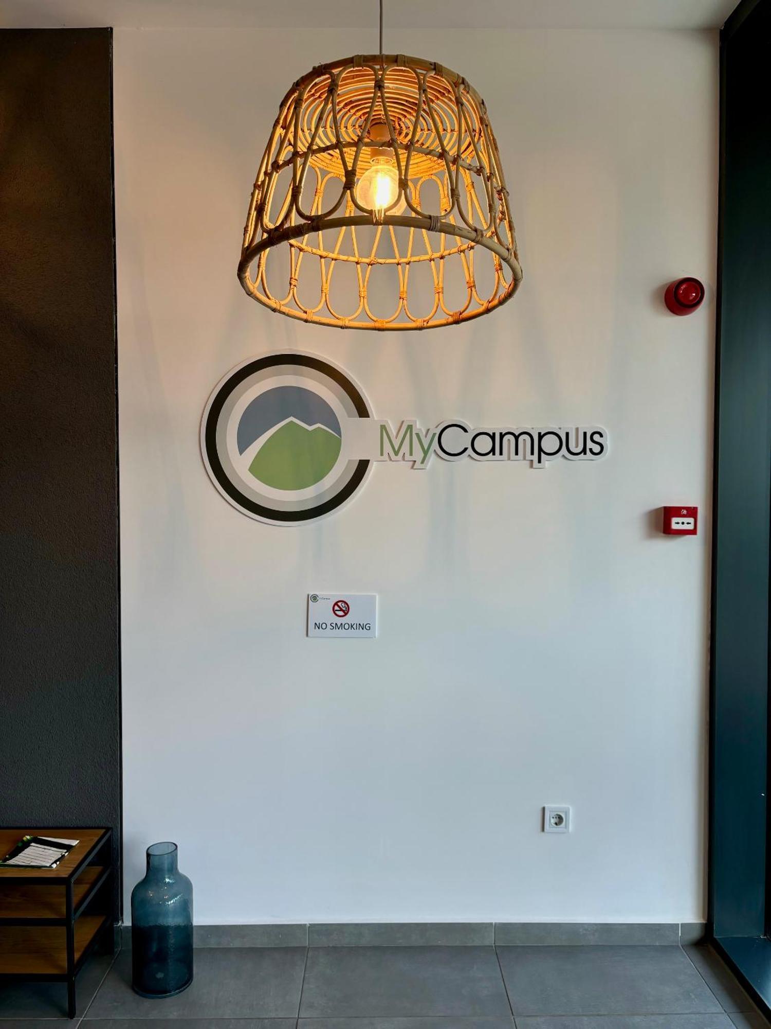 Mycampus Free Wifi Mountain Views Full Kitchen Equipment Apartament