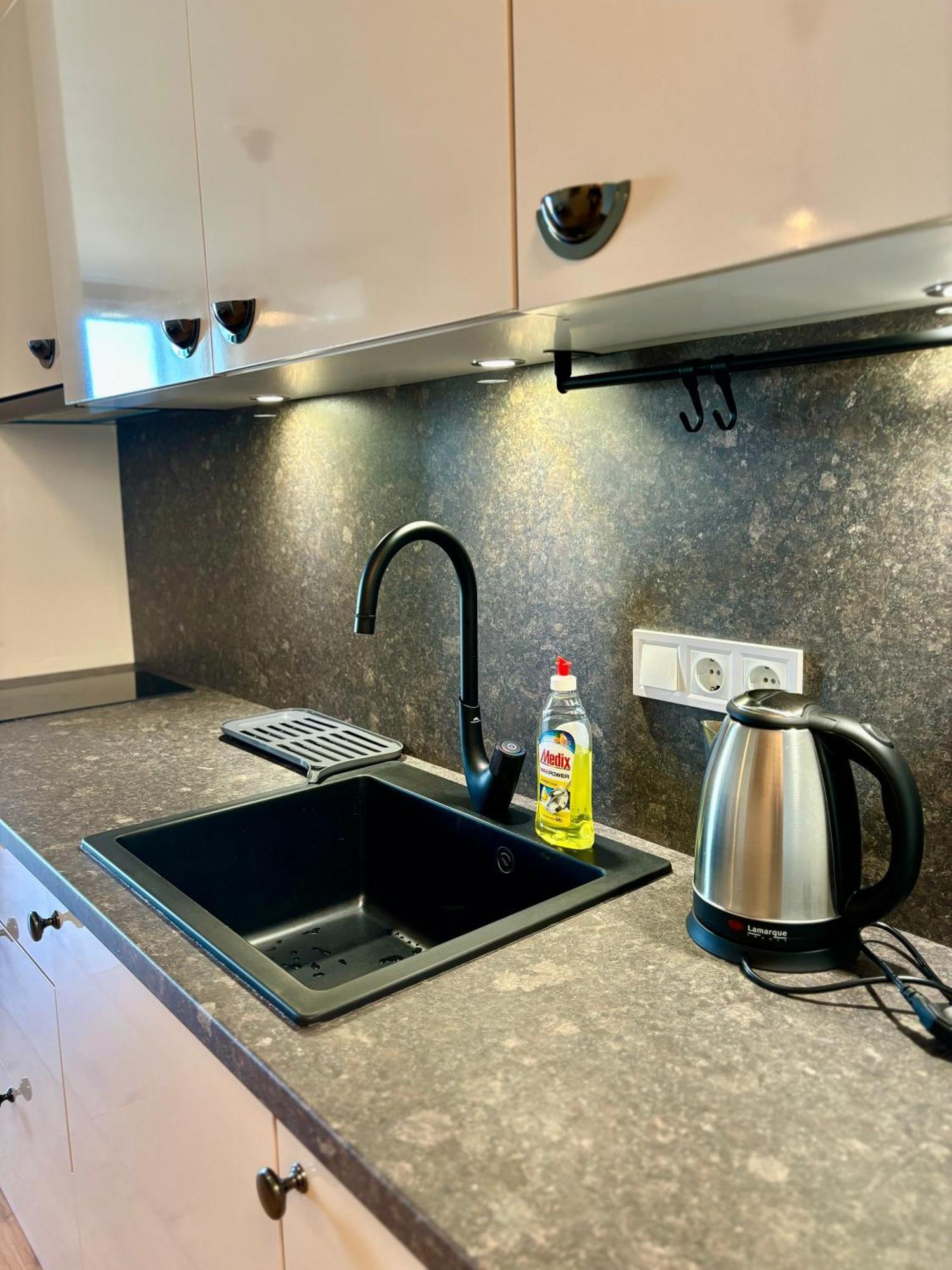Apartment Mycampus Free Wifi Mountain Views Full Kitchen Equipment *